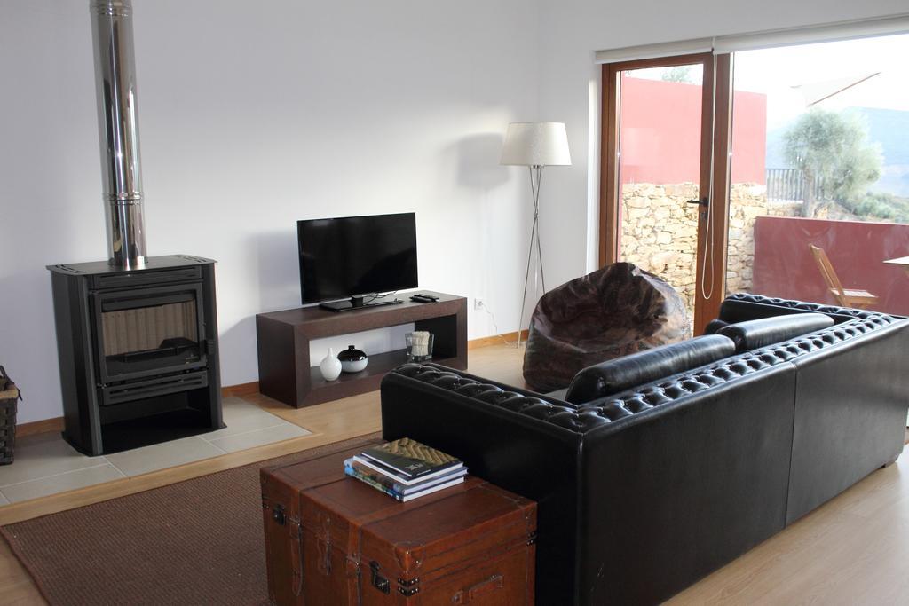 Quinta Vale De Carvalho Guest House Pinhal do Douro Phòng bức ảnh