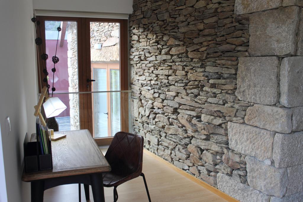Quinta Vale De Carvalho Guest House Pinhal do Douro Phòng bức ảnh